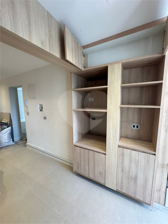 APARTAMENTO em ITAIM BIBI