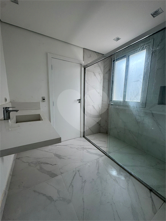 APARTAMENTO em ITAIM BIBI