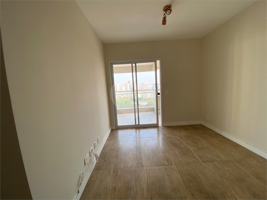 Apartamento de 88 m² na Barra Funda, com 3 dormitórios e 2 vagas