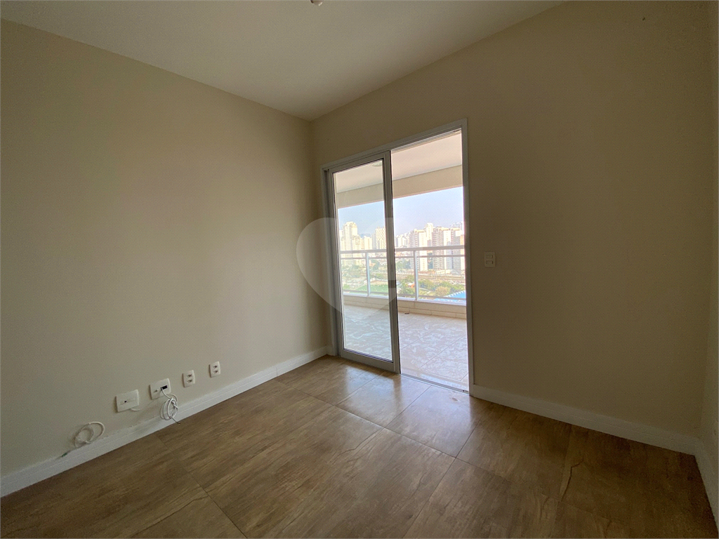 Apartamento de 88 m² na Barra Funda, com 3 dormitórios e 2 vagas