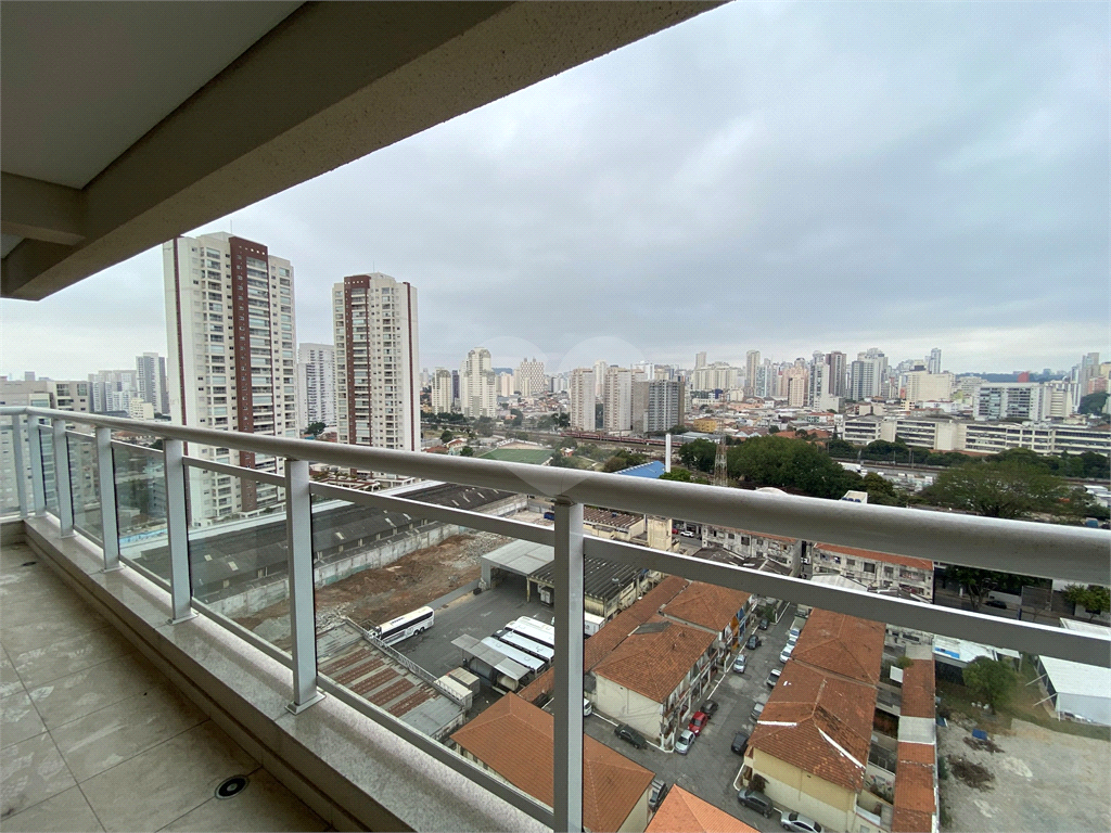 Apartamento de 88 m² na Barra Funda, com 3 dormitórios e 2 vagas