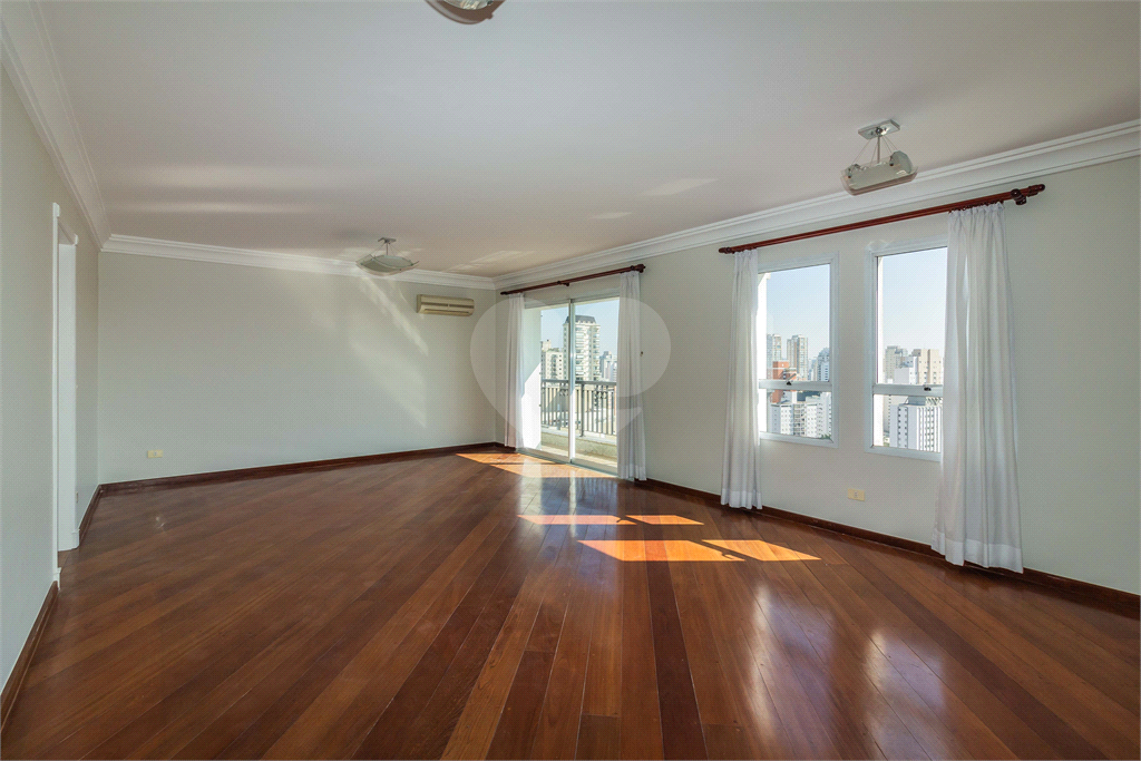 Apartamento 04 quartos a venda no Campo Belo 