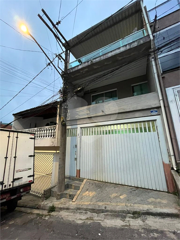 Sobrado à venda no Vila Rica 
