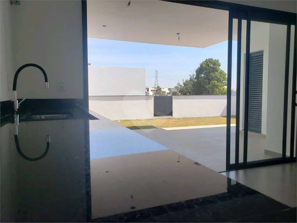 Casa de Condomínio à venda com 3 quartos, 167m² - Foto 2
