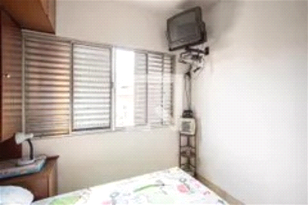 Sobrado à venda com 4 quartos, 200m² - Foto 5