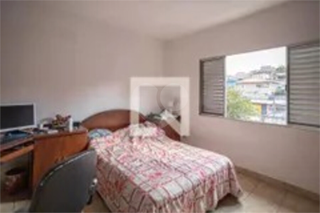 Sobrado à venda com 4 quartos, 200m² - Foto 7