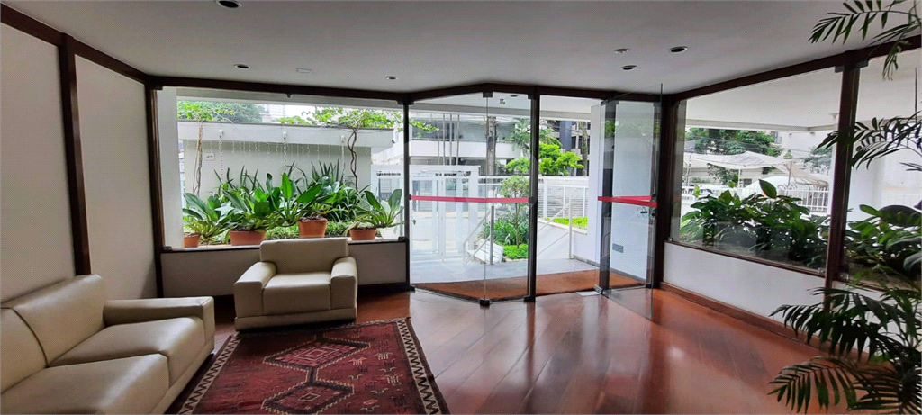 Apartamento Reformado em Higienópolis
