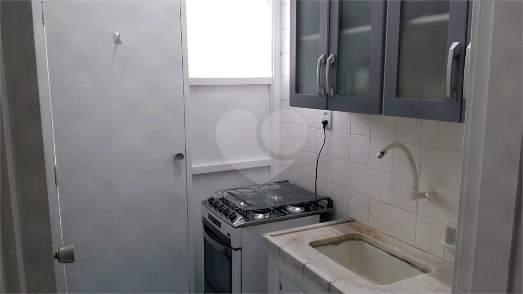 APARTAMENTO em SANTA CECÍLIA