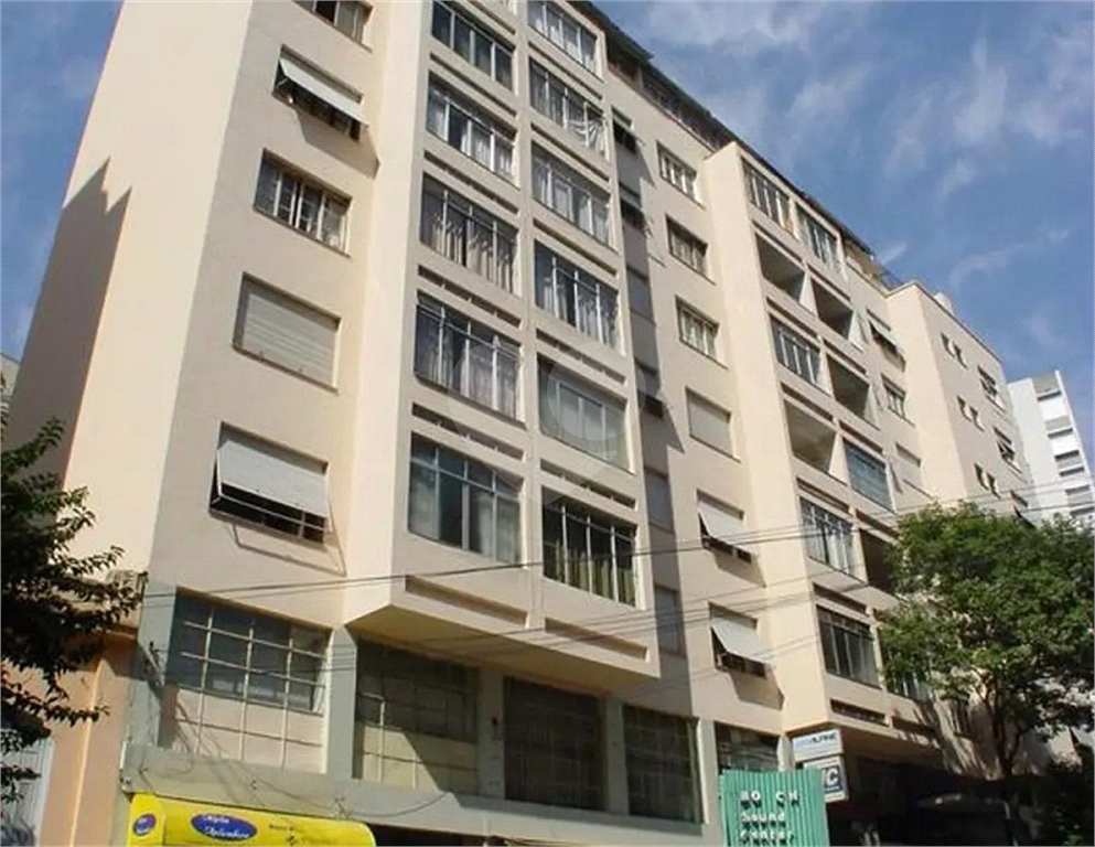 APARTAMENTO em SANTA CECÍLIA