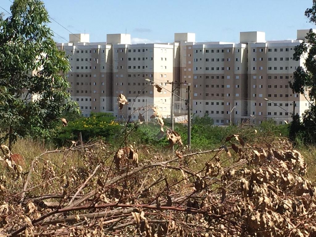 Ótima área á venda na cidade de Itapetininga - sp.
