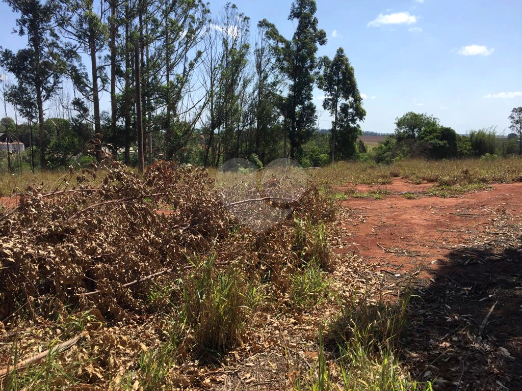 Ótima área á venda na cidade de Itapetininga - sp.