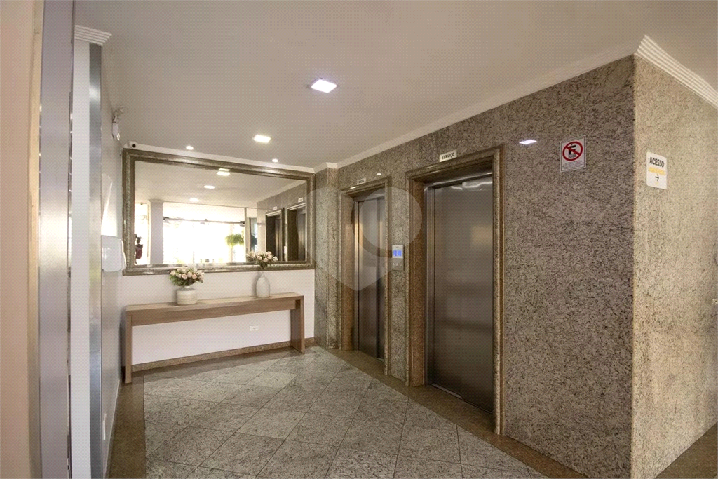 APARTAMENTO em TREMEMBÉ