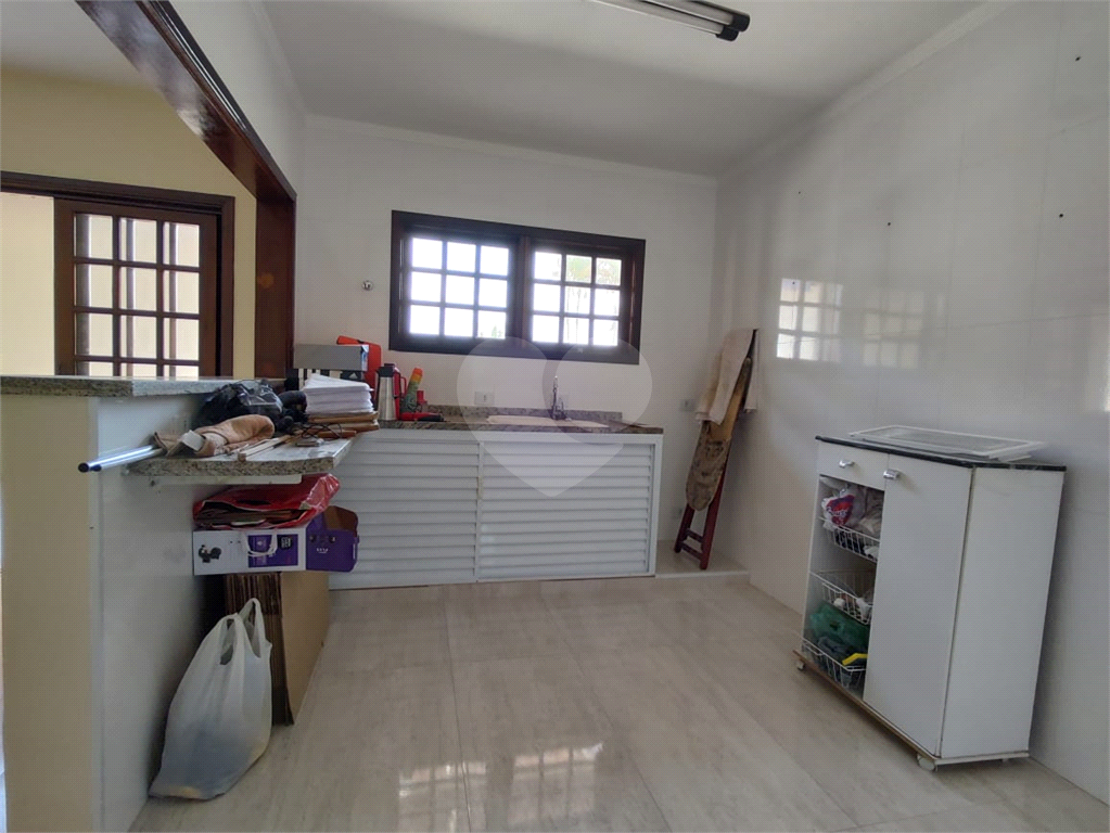 Casa à venda com 3 quartos, 198m² - Foto 10