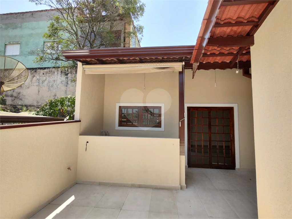 Casa à venda com 3 quartos, 198m² - Foto 4