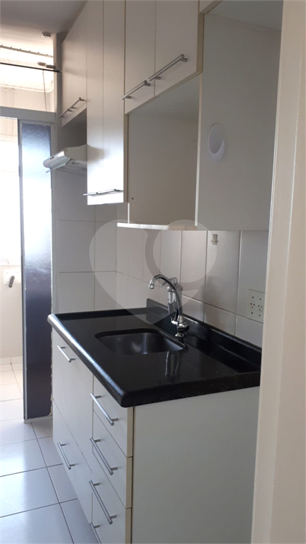 Apartamento à venda com 2 quartos, 48m² - Foto 4