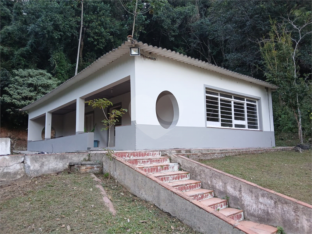 Fazenda à venda e aluguel com 2 quartos, 100m² - Foto 1