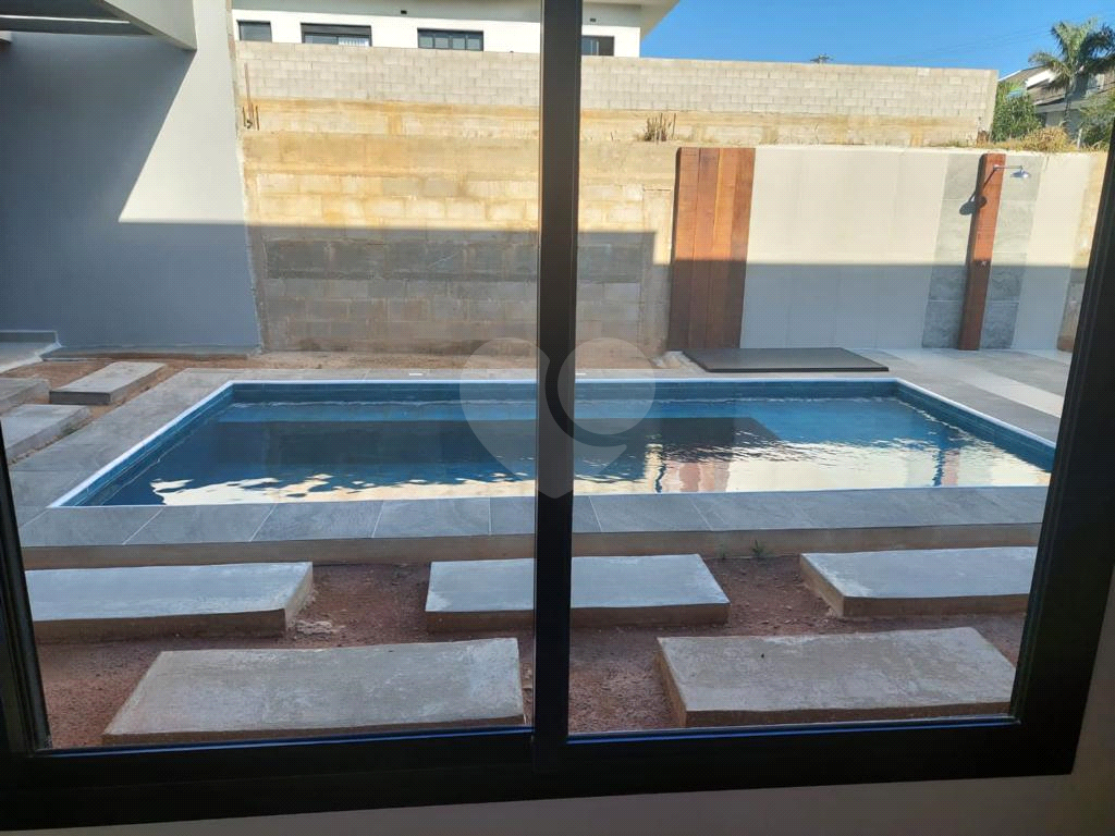 EXCELENTE CASA EM CONDOMÍNIO EM VINHEDO