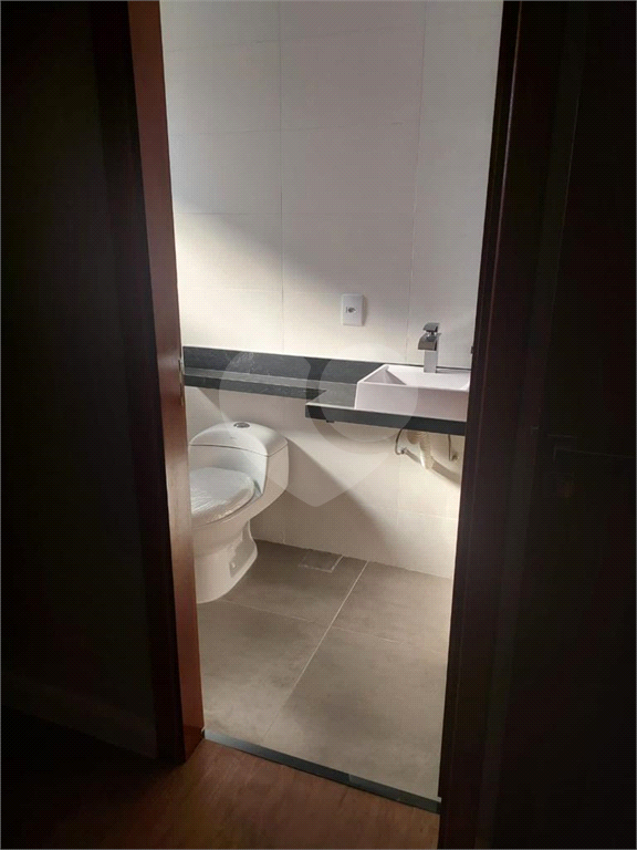 EXCELENTE CASA EM CONDOMÍNIO EM VINHEDO