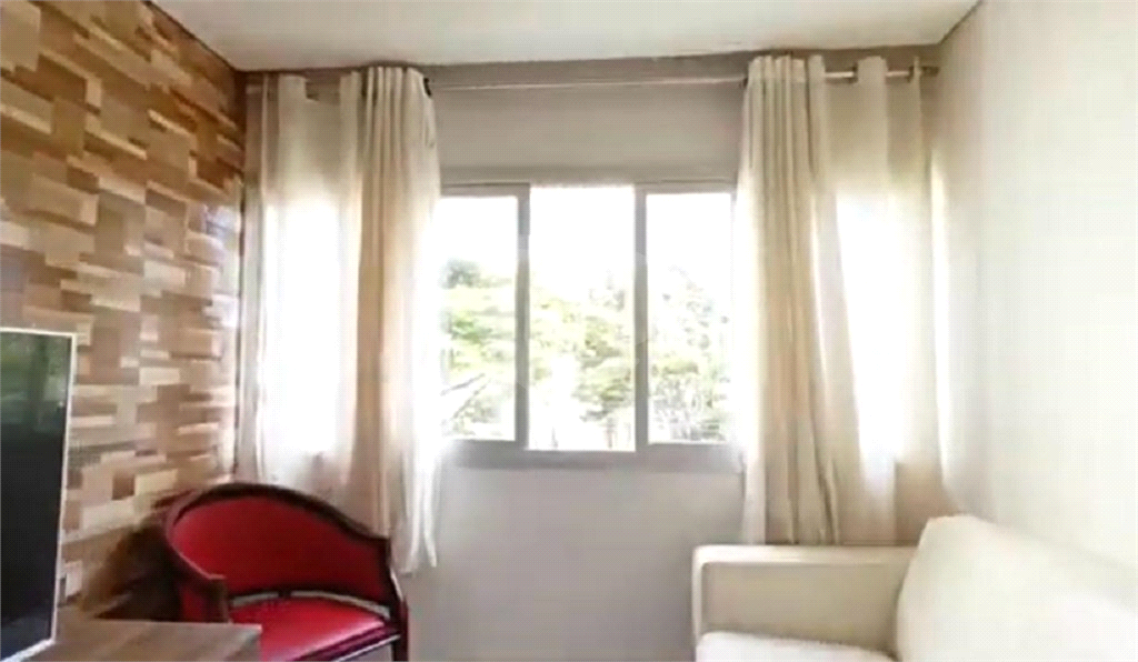 Apartamento 03 dormitórios e 01 vaga garagem