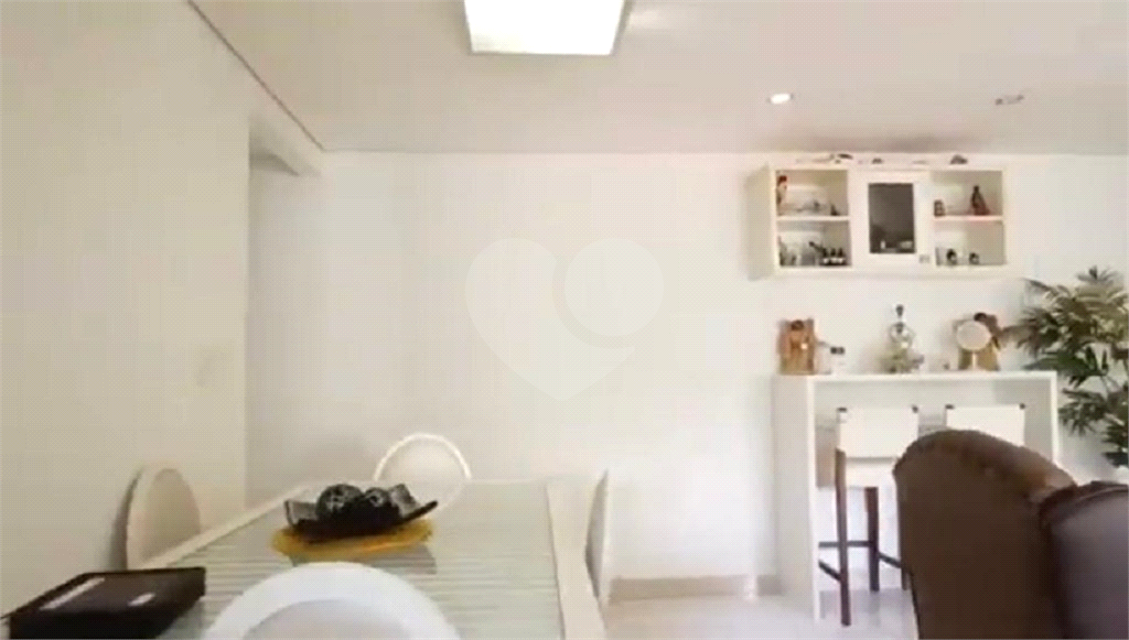 Apartamento 03 dormitórios e 01 vaga garagem