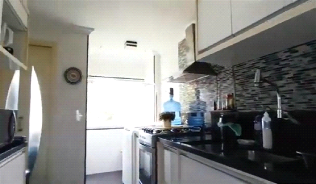 Apartamento 03 dormitórios e 01 vaga garagem