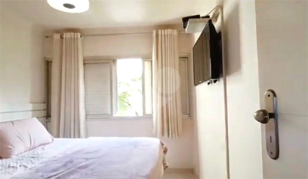 Apartamento 03 dormitórios e 01 vaga garagem