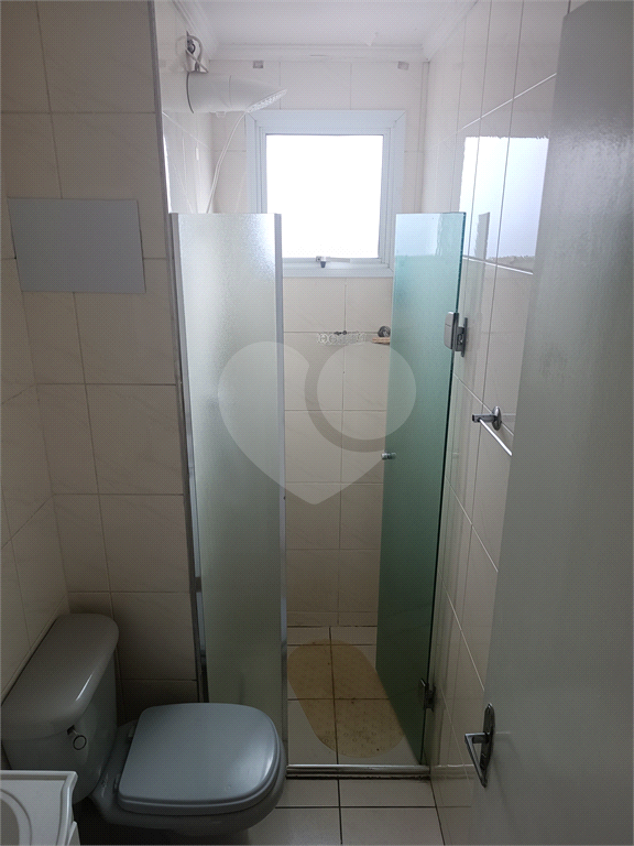 Apartamento semi mobiliado com 2 dorm. e excelente localizaçãop