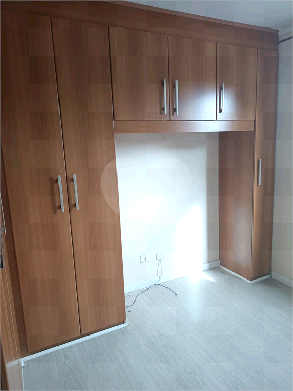 Apartamento semi mobiliado com 2 dorm. e excelente localizaçãop