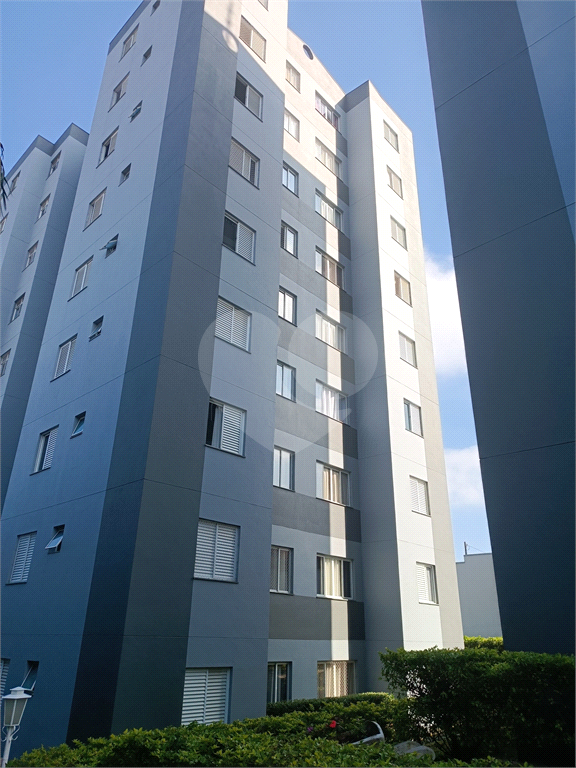 Apartamento semi mobiliado com 2 dorm. e excelente localizaçãop