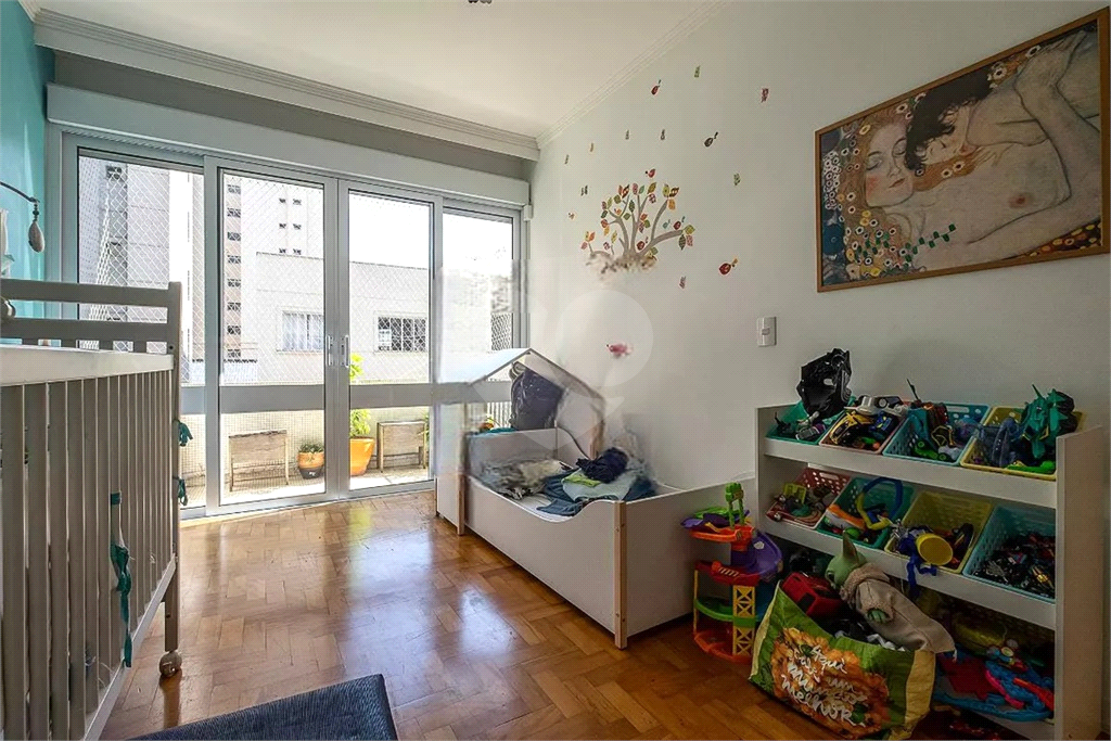 Apê de  2 quartos com Suíte Master à venda no Paraíso