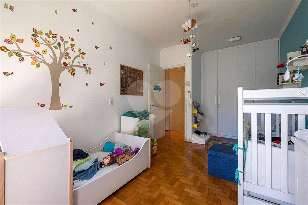 Apê de  2 quartos com Suíte Master à venda no Paraíso