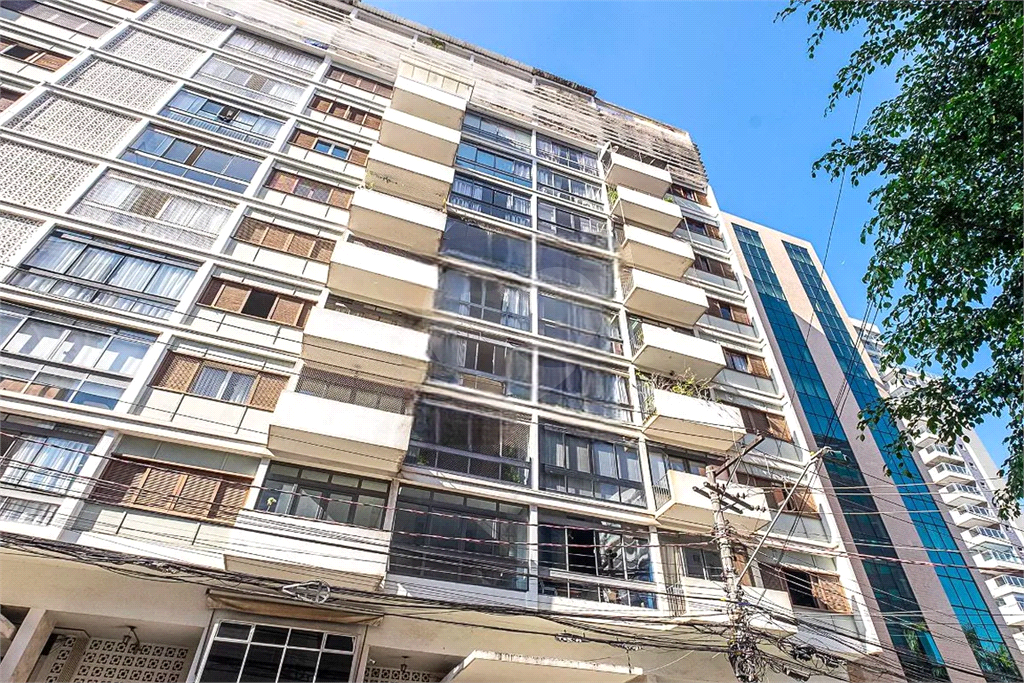 Apê de  2 quartos com Suíte Master à venda no Paraíso