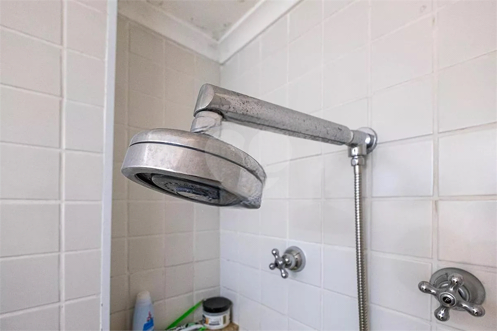 Apê de  2 quartos com Suíte Master à venda no Paraíso