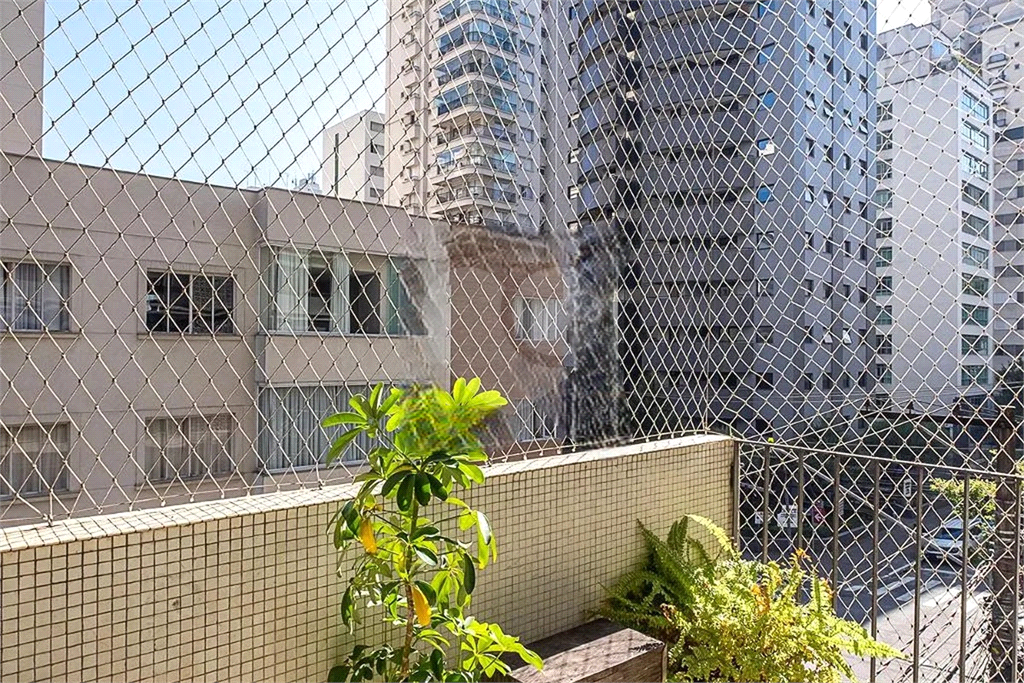 Apê de  2 quartos com Suíte Master à venda no Paraíso