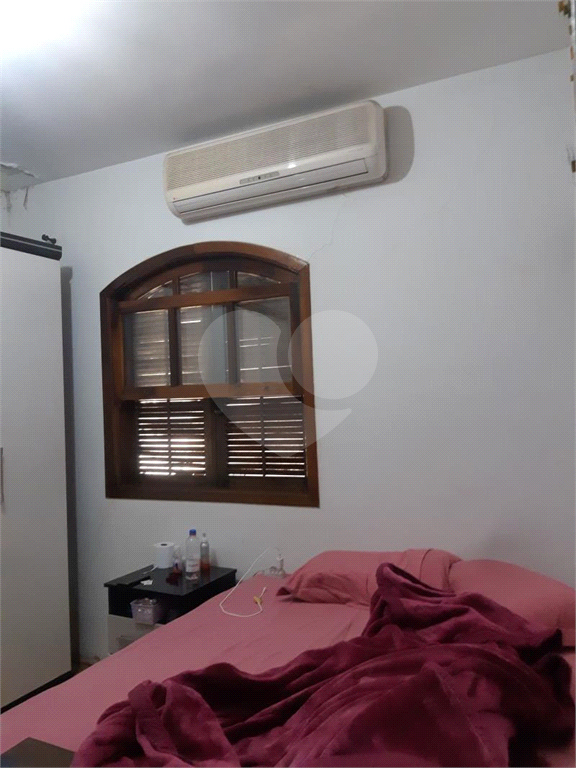 Sobrado a venda 3 quartos 3 vagas no Bairro Jardim Cachoeira - São Paulo