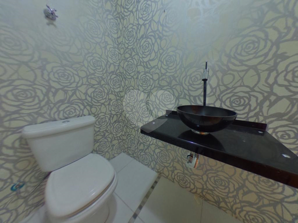 Apartamento 3 dormitórios, sendo 1 suíte e 2 vagas de garagem 