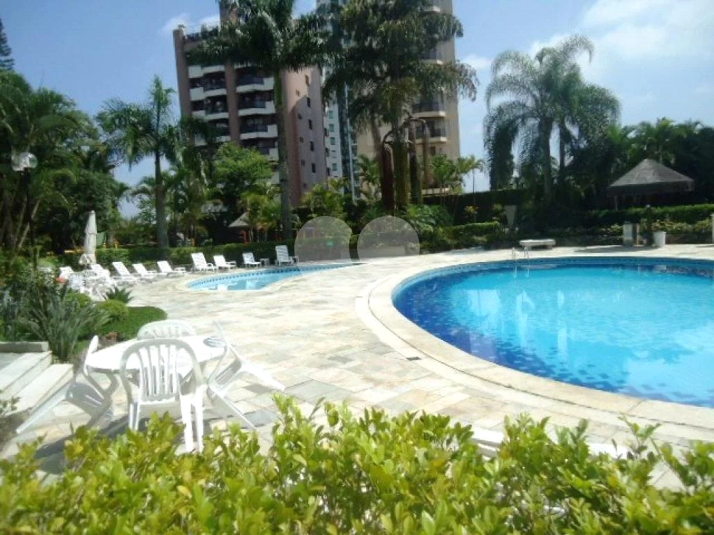 Apartamento 3 dormitórios, sendo 1 suíte e 2 vagas de garagem 