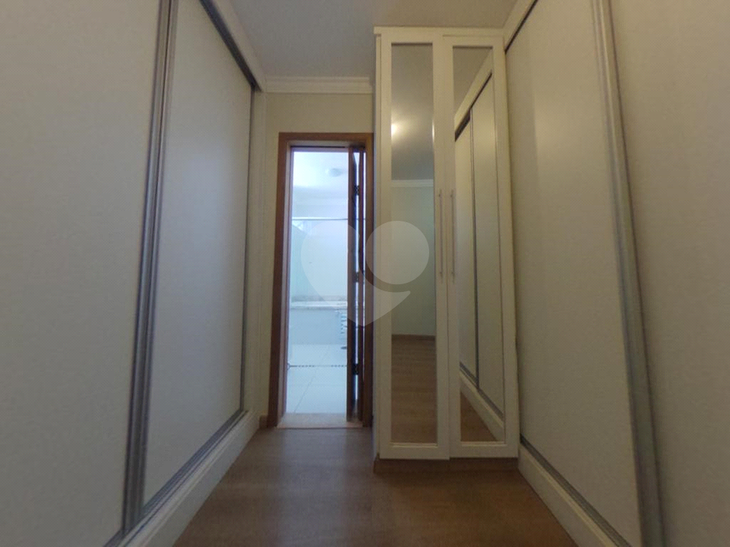 Apartamento 3 dormitórios, sendo 1 suíte e 2 vagas de garagem 