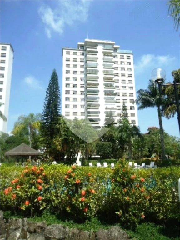 Apartamento 3 dormitórios, sendo 1 suíte e 2 vagas de garagem 