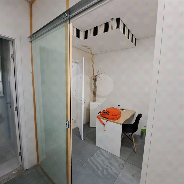 Sala comercial situado no centro empresarial de Alphaville, empreendimento novo, com infraestrutura 