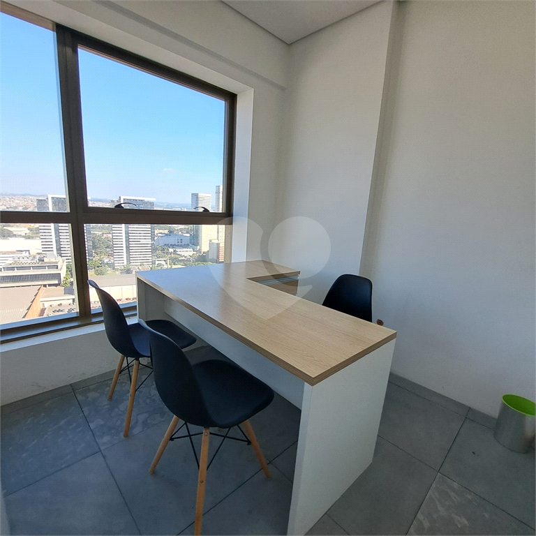 Sala comercial situado no centro empresarial de Alphaville, empreendimento novo, com infraestrutura 