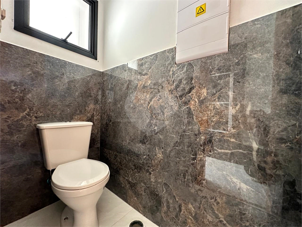 CASAS À VENDA 3 QUARTOS – 1 SUÍTE – 2 VAGAS - CASA VERDE