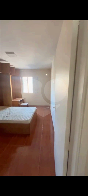 Casa com 2 dormitórios no Tremembé, sala, coinha e dormitórios embutidos, 2 banheiros, 2 vagas