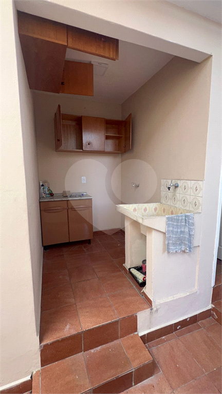 Casa com 2 dormitórios no Tremembé, sala, coinha e dormitórios embutidos, 2 banheiros, 2 vagas