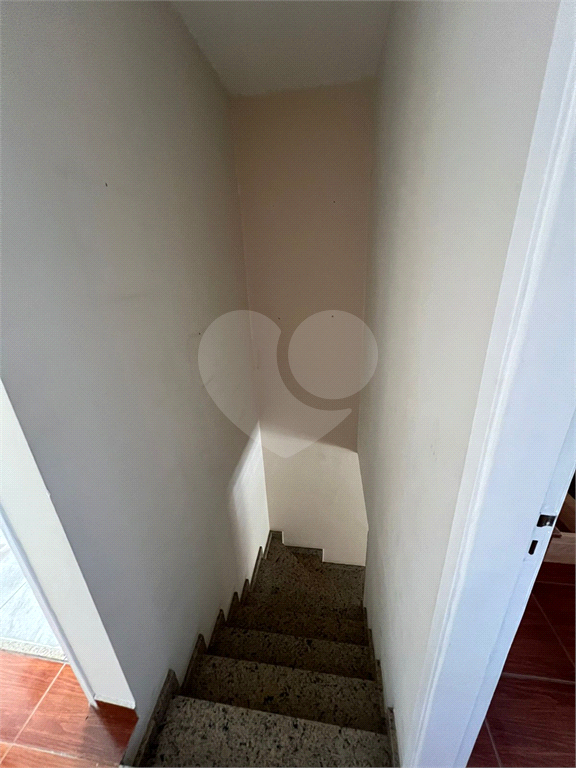 Casa com 2 dormitórios no Tremembé, sala, coinha e dormitórios embutidos, 2 banheiros, 2 vagas