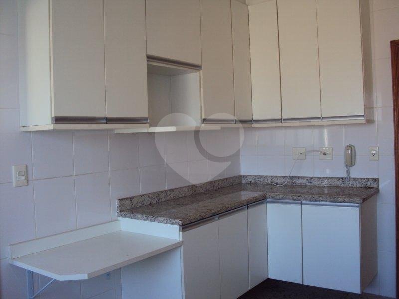 Apartamento à venda com 3 quartos, 157m² - Foto 24