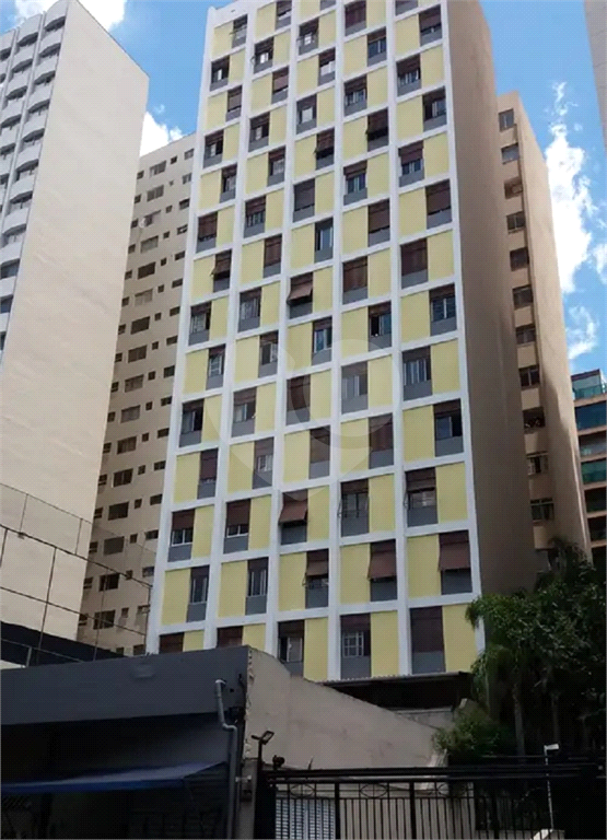 APARTAMENTO em SANTA CECÍLIA