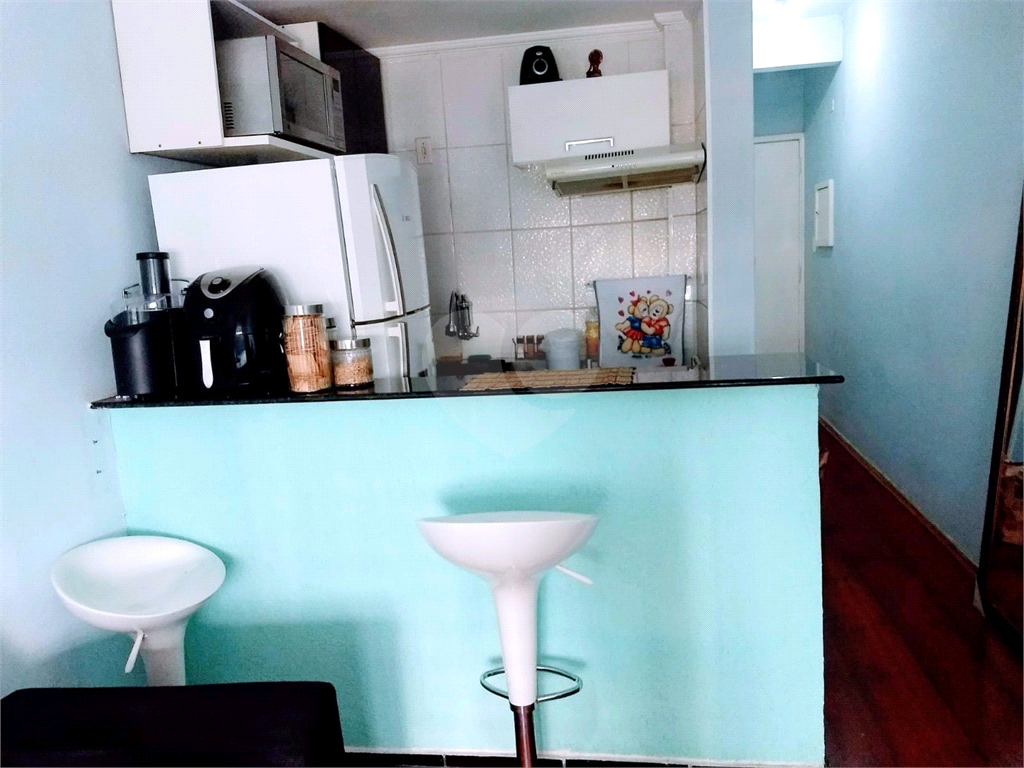 APARTAMENTO em SANTA CECÍLIA