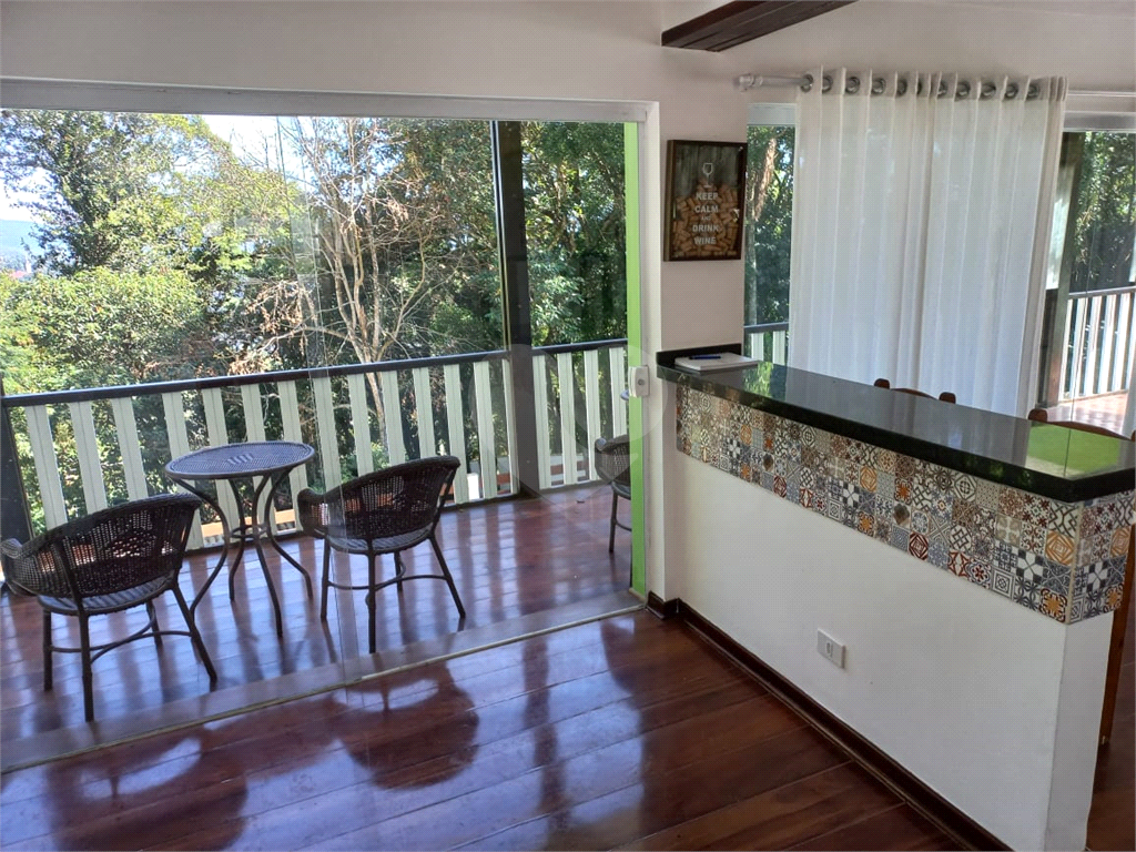 Serra da Cantareira Belíssimo imóvel em Condomínio com 6 dormitórios 7 Vagas piscina espaço gourmet!