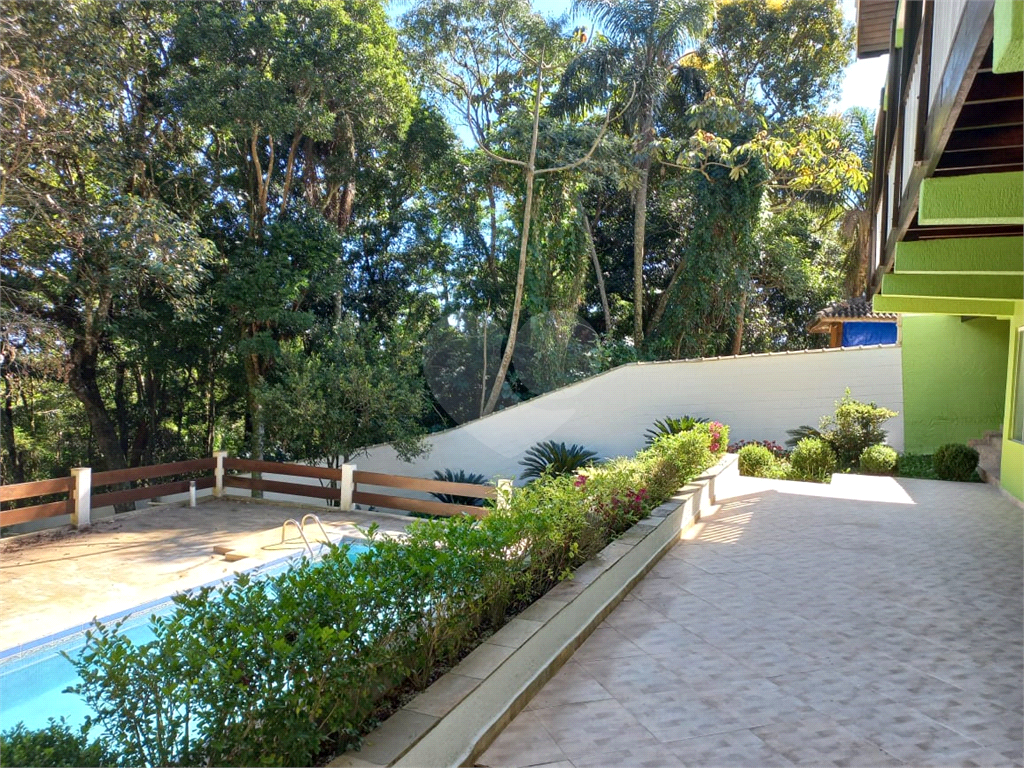 Serra da Cantareira Belíssimo imóvel em Condomínio com 6 dormitórios 7 Vagas piscina espaço gourmet!